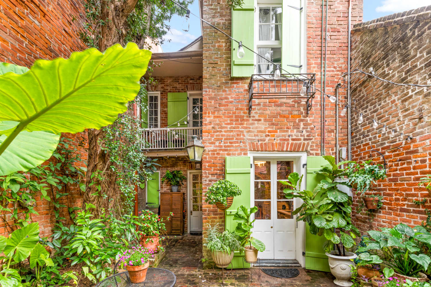 New Orleans Condos for Sale — 826 Bourbon Street Unit B, New Orleans